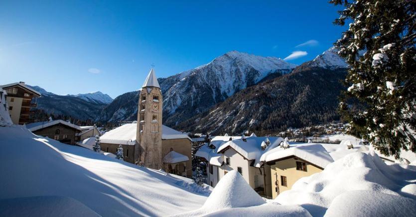 La Maison Des Guides - Trilocale A 500 Mt Dalle Piste Di Dolonne Courmayeur Esterno foto