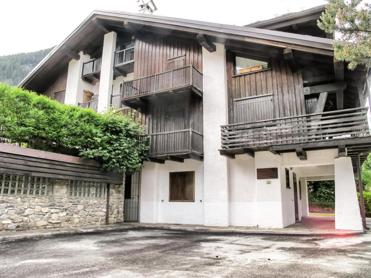 La Maison Des Guides - Trilocale A 500 Mt Dalle Piste Di Dolonne Courmayeur Esterno foto